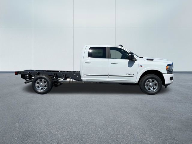 ram ram 3500 chassis cab 2024 3C7WR9CL3RG309113 image ram ram 3500 chassis cab 2024 3C7WR9CL3RG309113 image